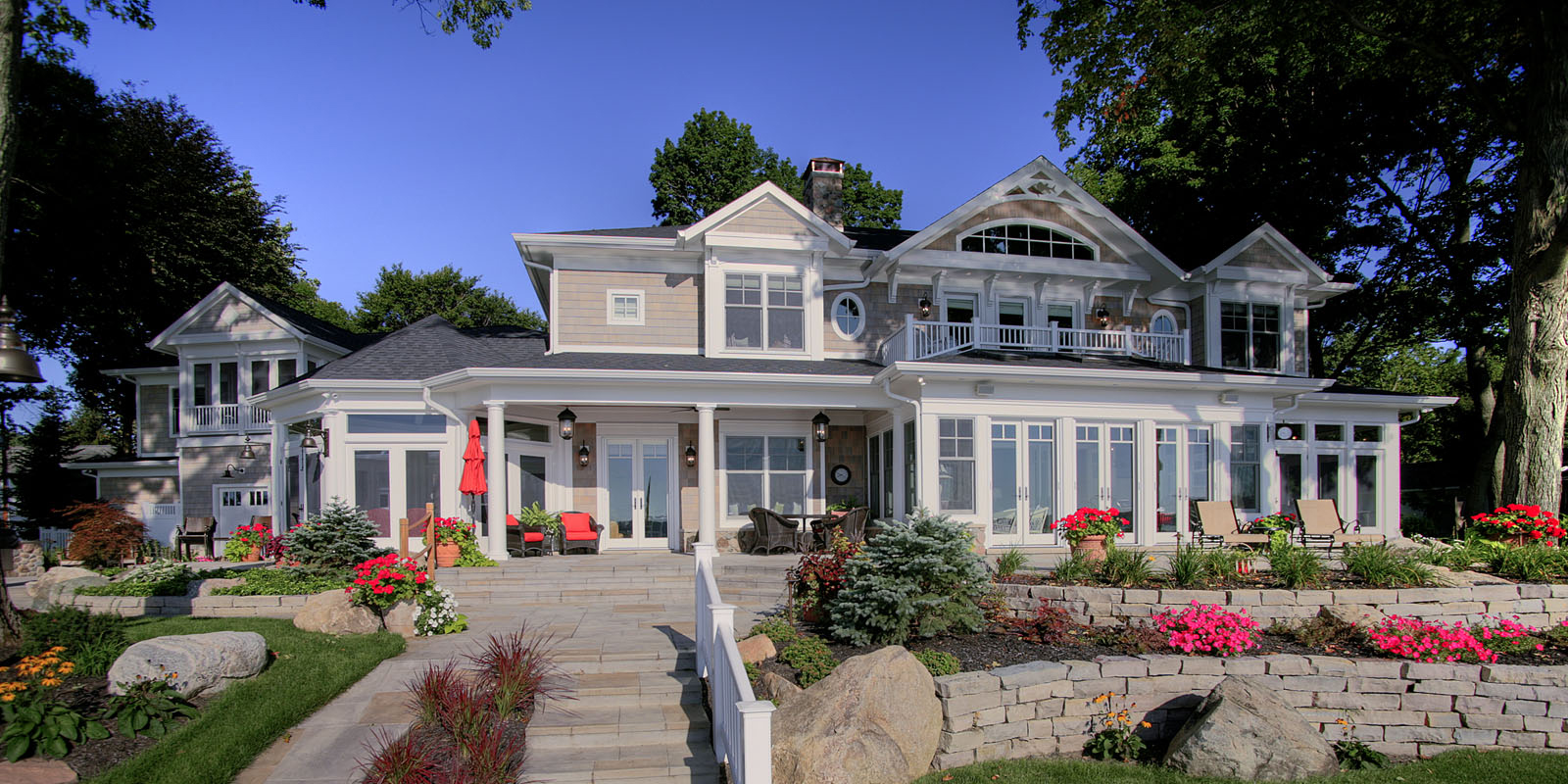 Stunning Lake Home